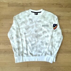 🔥Nike Men’s Camo Crewneck Sweatshirt – Size Medium – New Without Tags